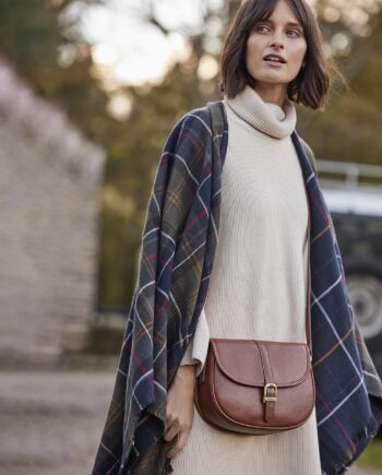 Barbour Laire Sadeltaske i Brun - Elegant og Praktisk!